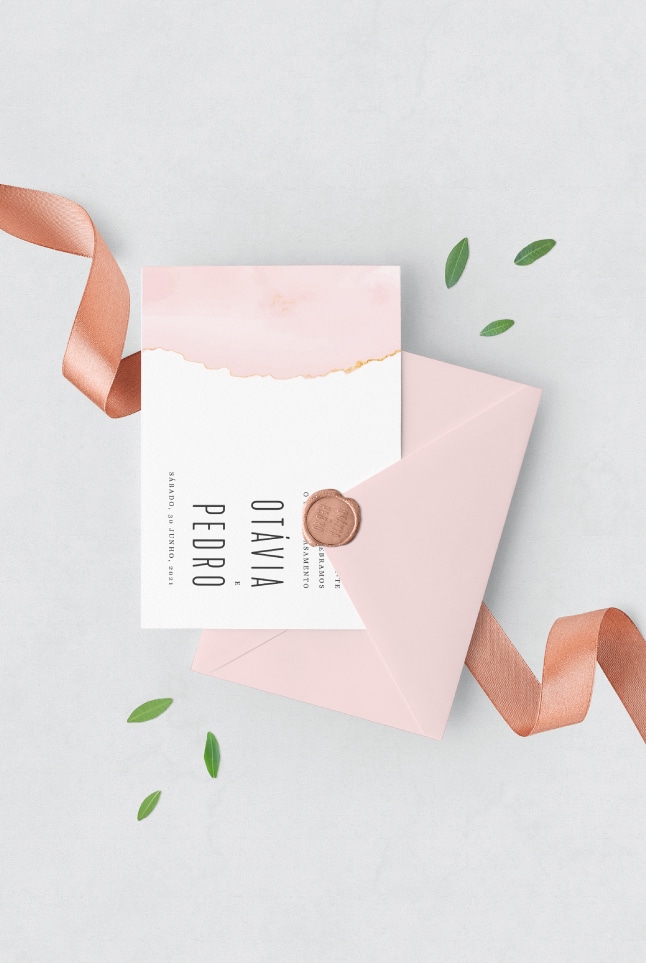 Convite de Casamento com aquarela rosa envelope rosa e placa dourada